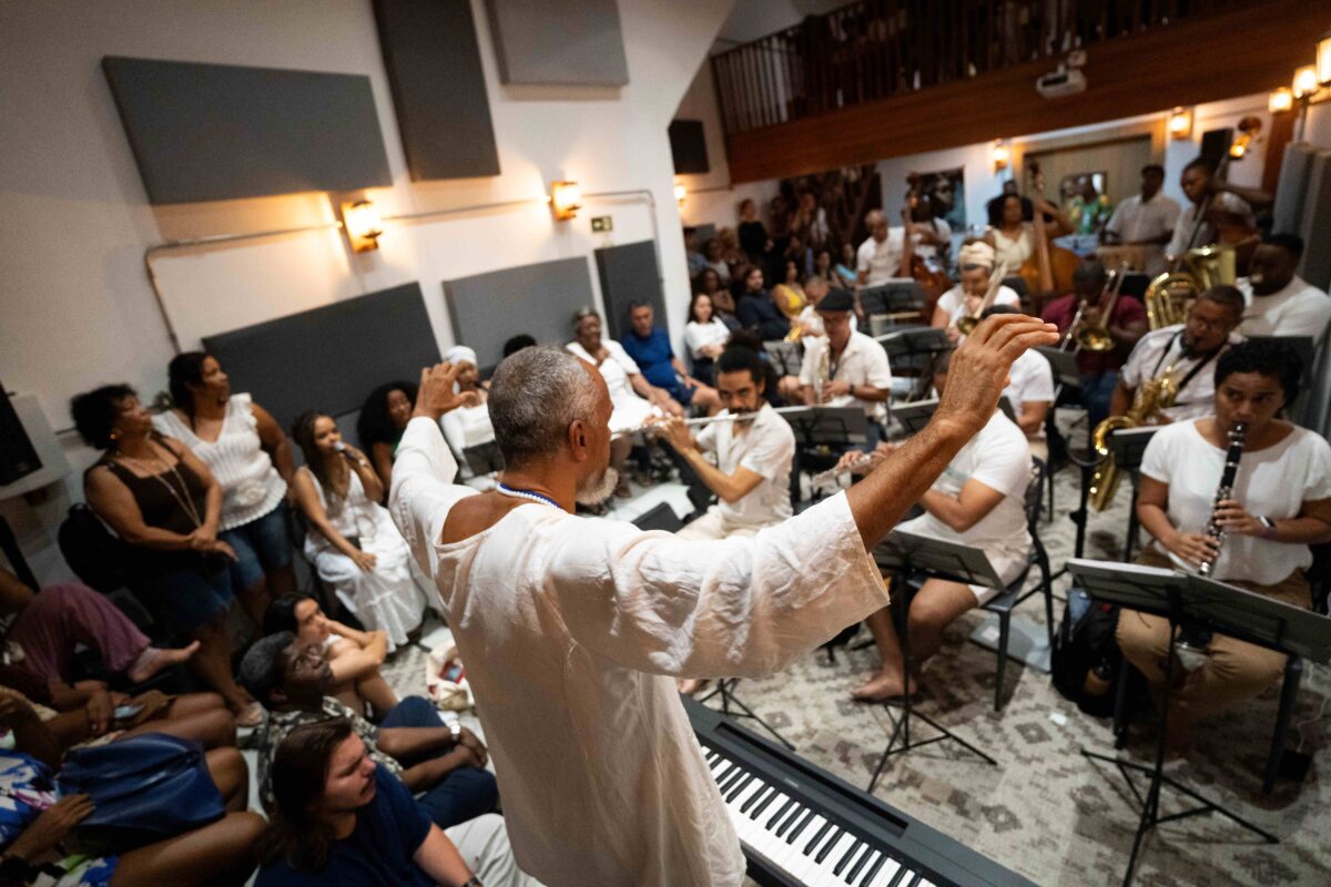 Orquestra Afrosinfônica se apresenta na Igreja Nossa Senhora Rosário do Pretos, em Salvador (BA)
