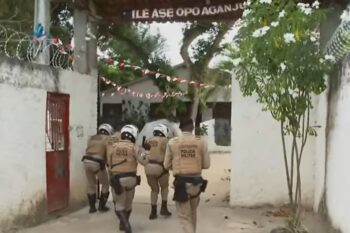 Policiais militares invadem Terreiro de Lauro de Freitas (BA) sem mandado judicial