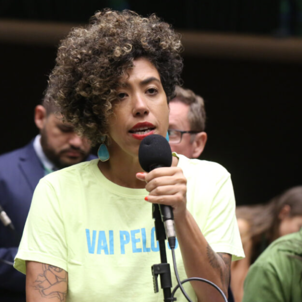 Talíria Petrone recebe novas ameaças de morte e estupro