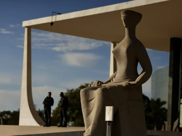 Projeto de lei quer ampliar participação de mulheres em júris de casos de feminicídio